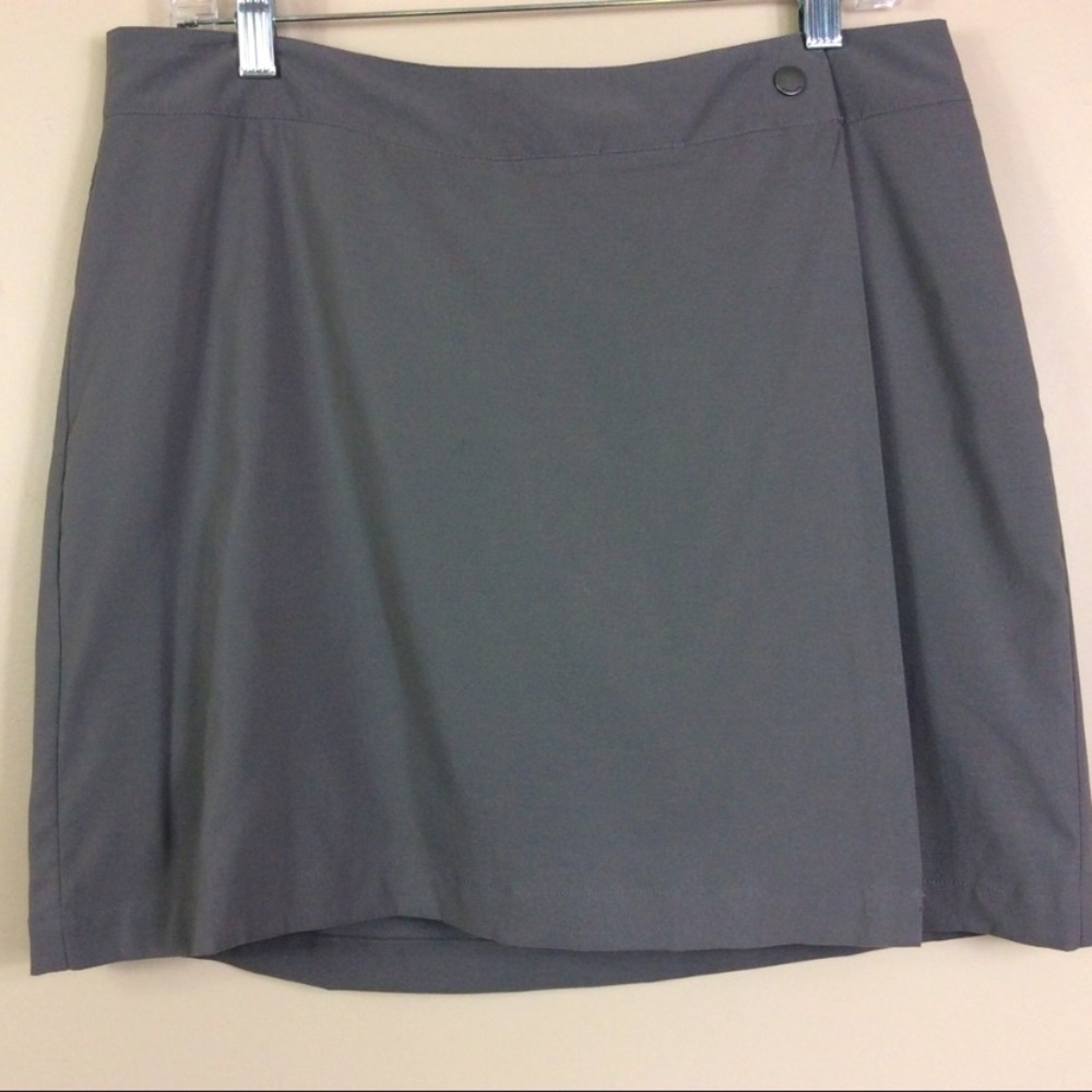 COLUMBIA Grey Skort
